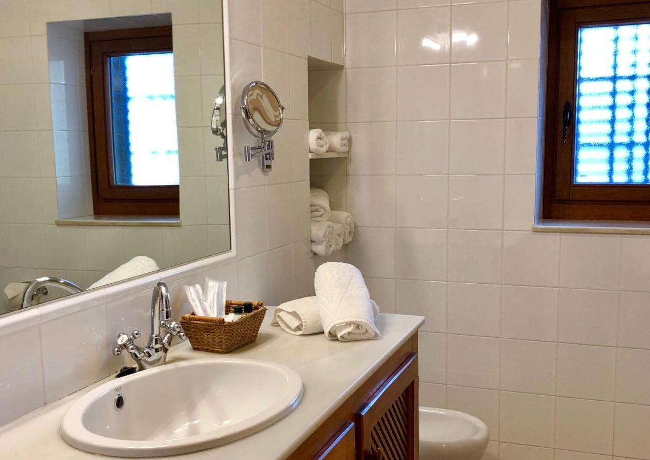 Chalet Torralba - Villa At Hotel Osiris 샌안토니오 외부 사진